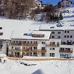 Szálloda Collina Garni