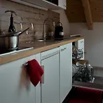 Отель Collina Garni Наудерс