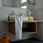 Collina Garni Наудерс