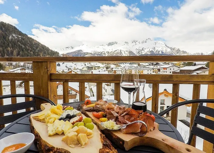 Szálloda Collina Garni 3*