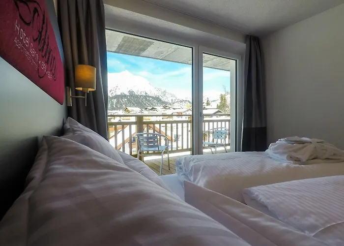 Collina Garni Szálloda 3*