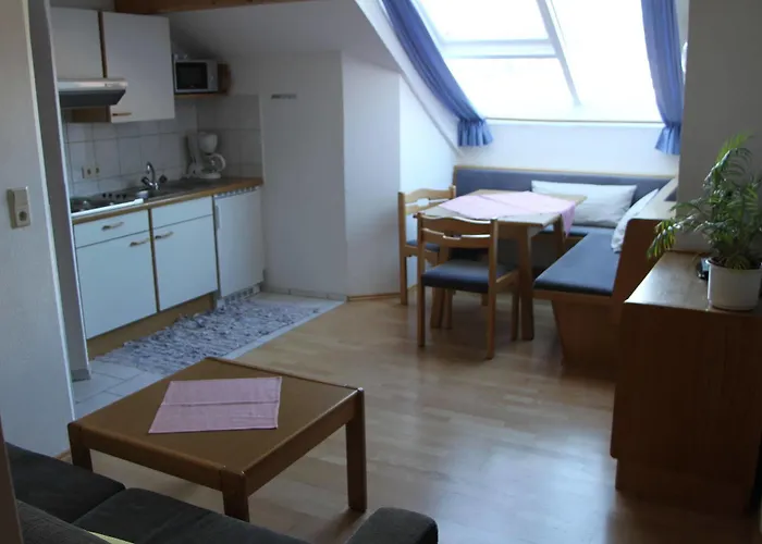 Szálloda Collina Garni 3*